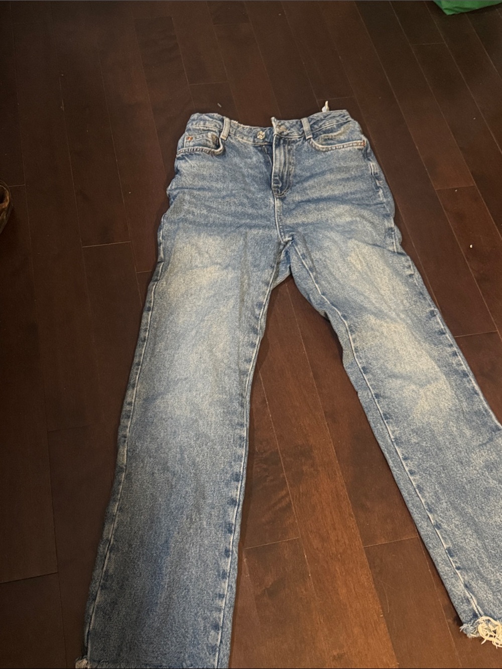 ZARA Jeans - Subcategory Identification